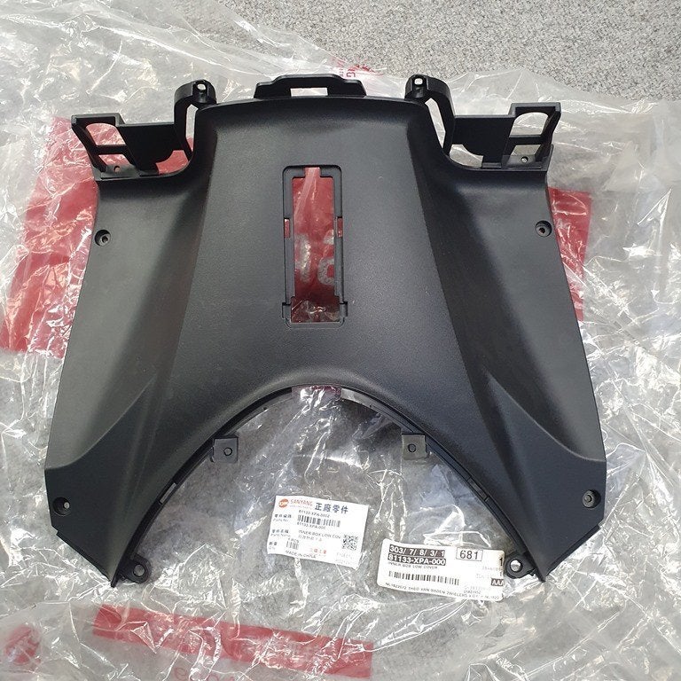 NIEUW Beenschild kap Sym Symphony ST Euro 3 / 4  voorkap, Fietsen en Brommers, Brommeronderdelen | Scooters, Ophalen of Verzenden