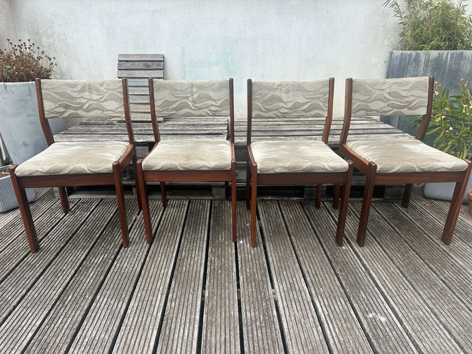 Mid Century Stoelen 4 Stuks, Huis en Inrichting, Stoelen, Ophalen, Gebruikt, Bruin