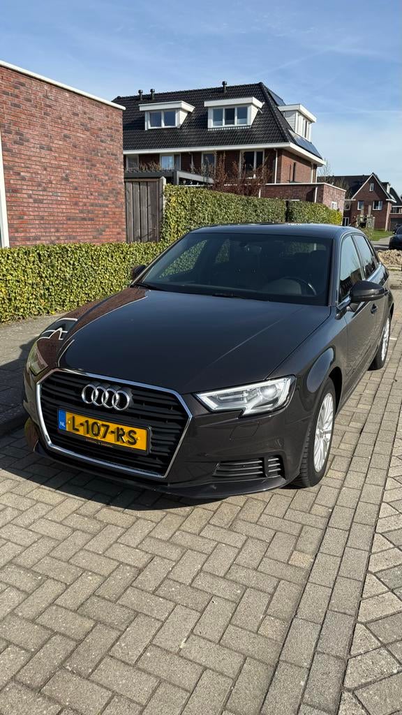 Audi A3 1.6 TDI 81KW Sportback 2016, Auto's, Voorwielaandrijving, Bruin, Leder, Particulier
