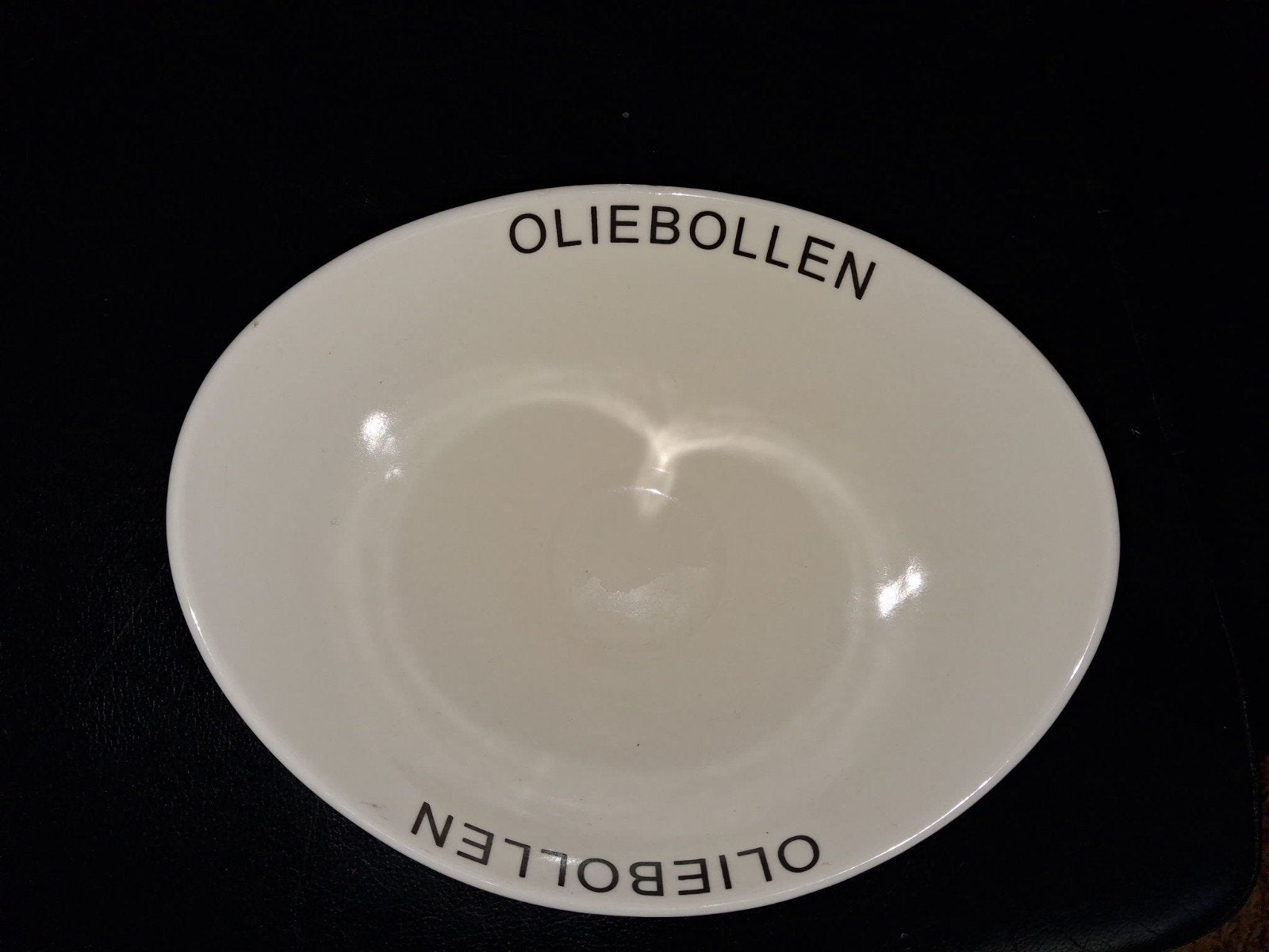 Als Nieuwe Oliebollenschaal, 10 euro VAST, Huis en Inrichting, Keramiek, Ophalen of Verzenden, Overige stijlen, Schaal of Schalen