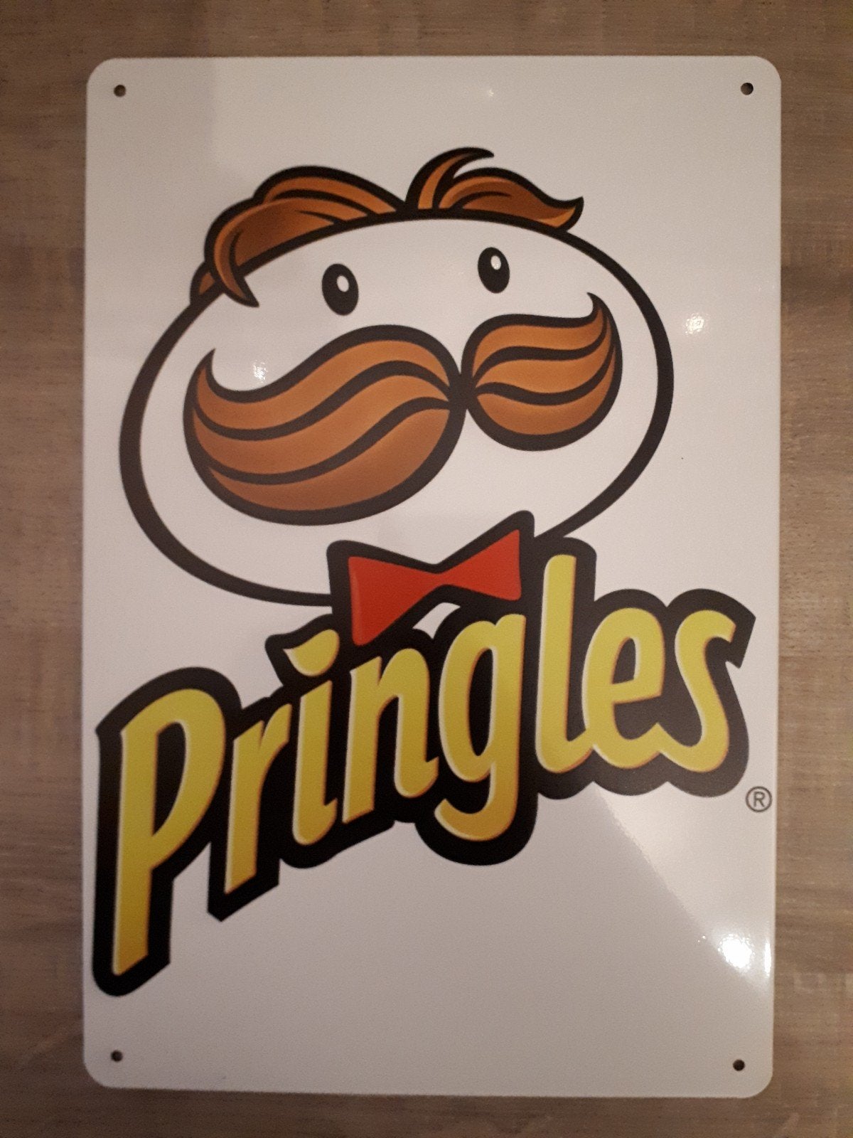 Pringles 20x30 cm Metalen Reclamebord, Verzamelen, Merken en Reclamevoorwerpen, Verzenden, Nieuw, Reclamebord