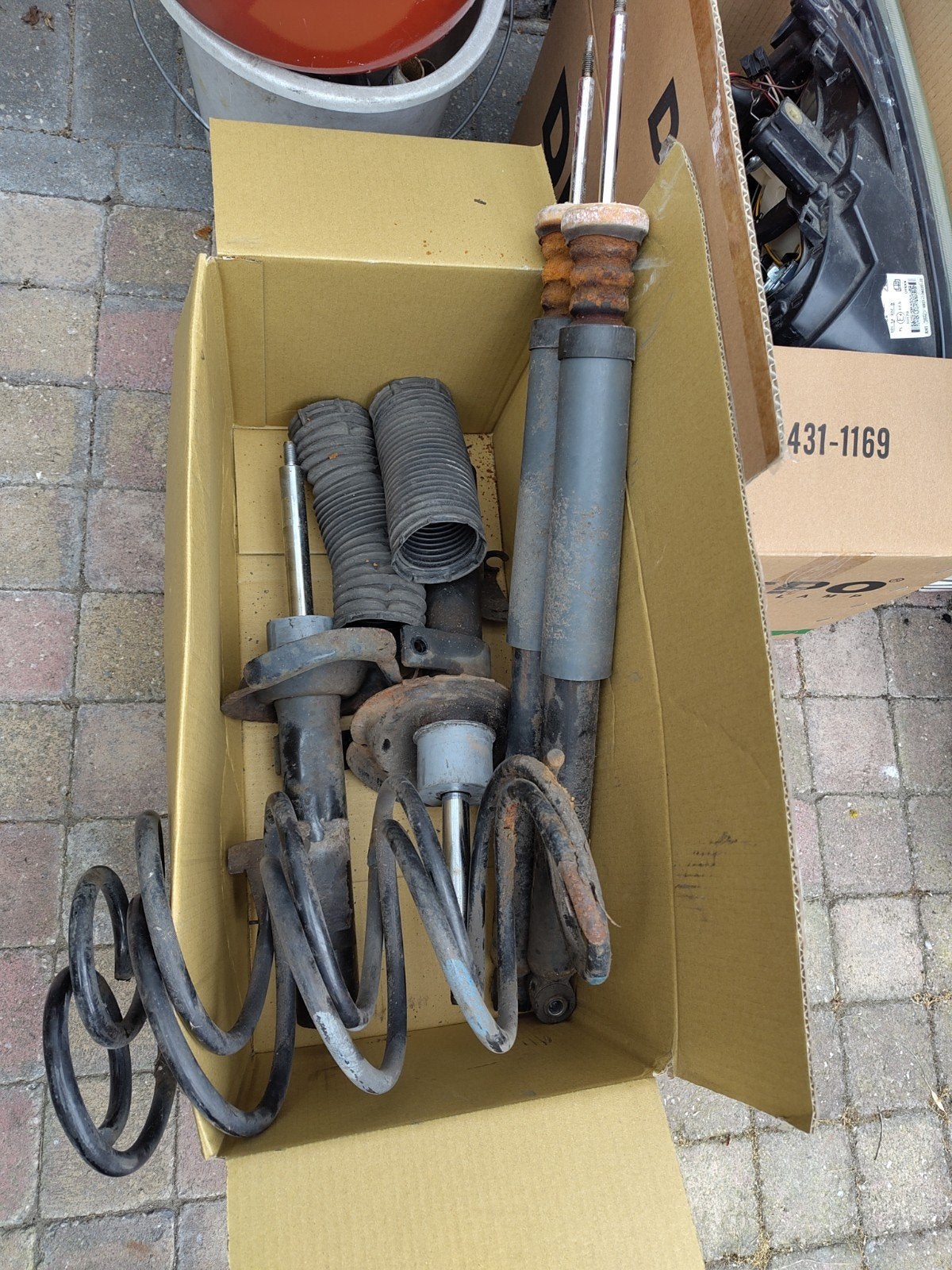 Ford Focus MK2 2007 Schokdempers - Gebruikt, Auto-onderdelen, Ophanging en Onderstel, Ophalen, Gebruikt, Universele onderdelen