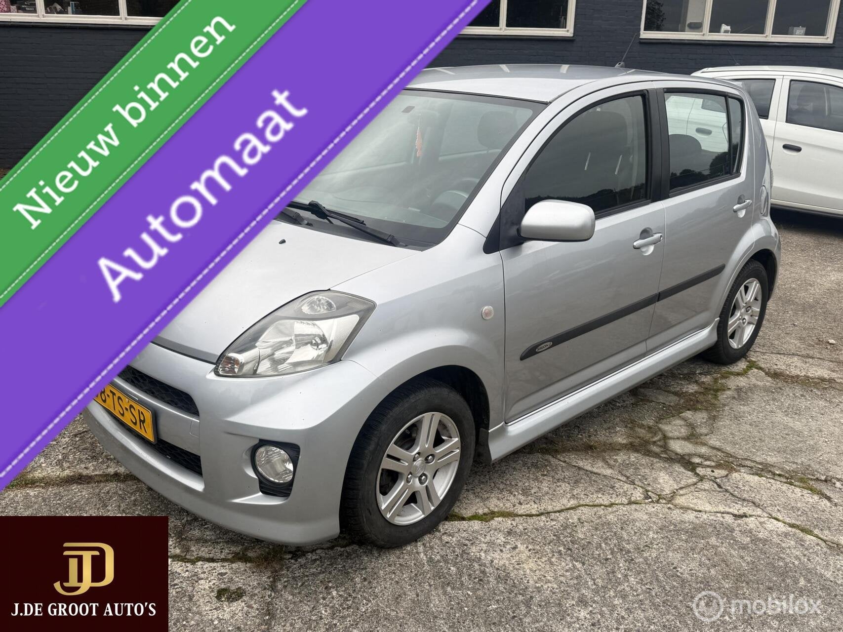Daihatsu Sirion 2 1.3-16V AUTOMAAT Bj 2007 AIRCO - SPORTVELG, Gebruikt, 31 €/maand, 4 cilinders, Bedrijf