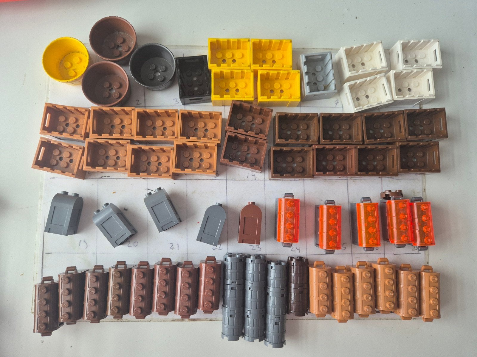 Lego kist ton schatkist city vintage onderdelen friends, Kinderen en Baby's, Speelgoed | Duplo en Lego, Ophalen of Verzenden