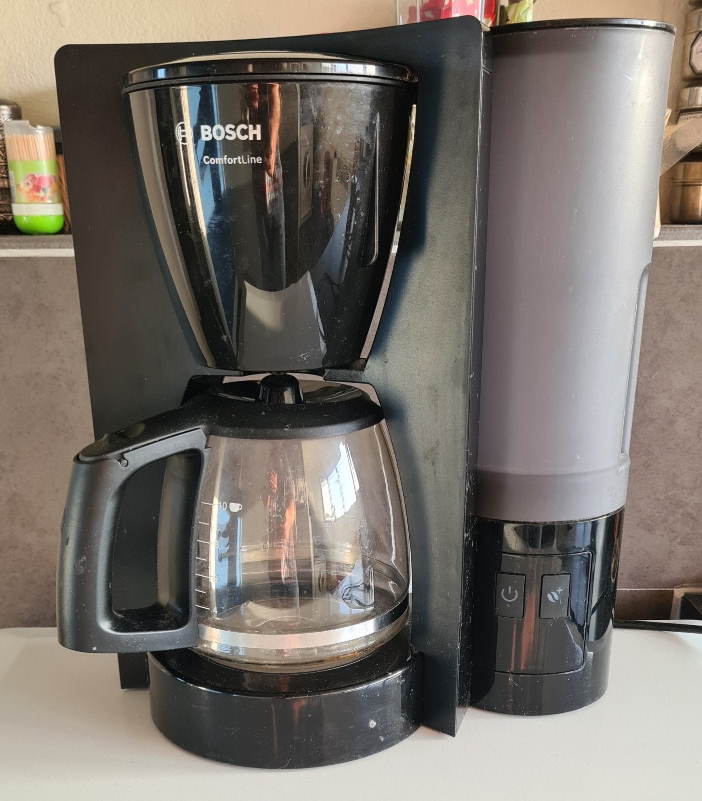 Bosch ComfortLine filter-koffiezetapparaat TKA6A043, Afneembaar waterreservoir, Gebruikt, 10 kopjes of meer, Koffiemachine