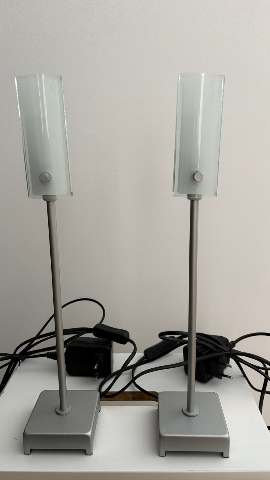 2 Ikea halogeen tafellampen, Ophalen, Zo goed als nieuw