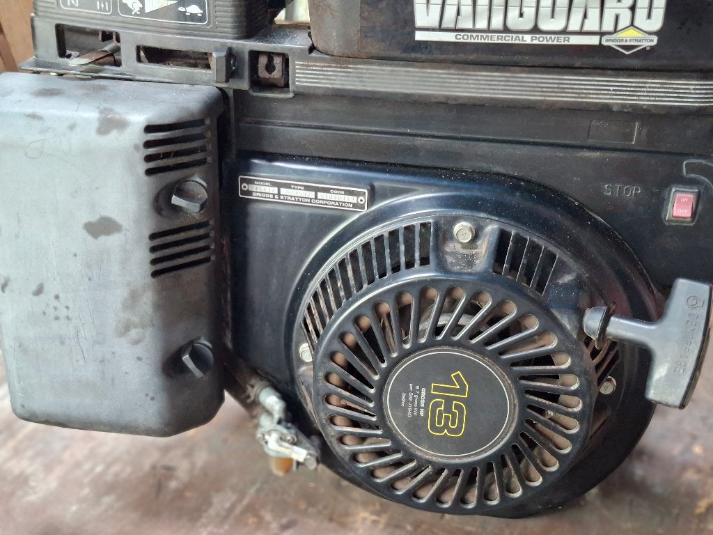 VANGUARD Motor voor Ladderlift 13 Pk, Doe-het-zelf en Verbouw, Bouwliften, Ophalen of Verzenden, Gebruikt, Bouwlift