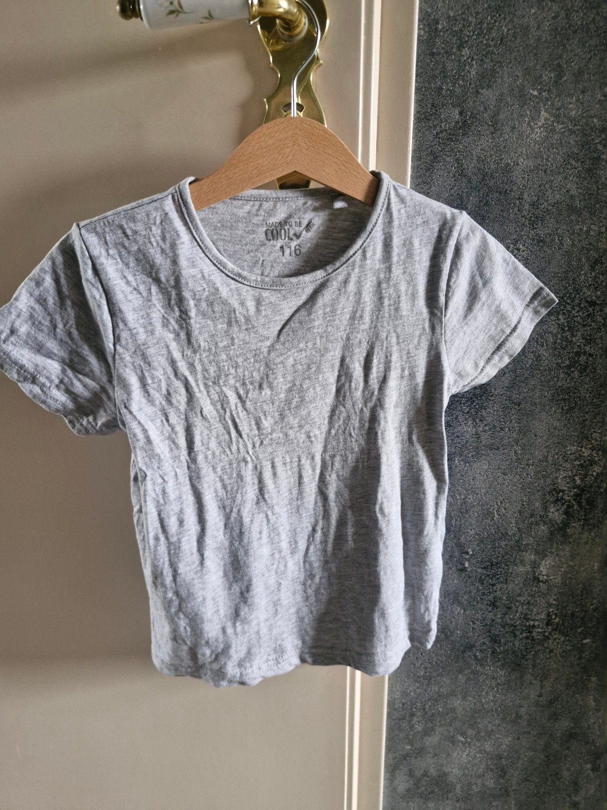 Grijs effen tshirt maat 116, Onbekend, Ophalen of Verzenden, Zo goed als nieuw, Onbekend