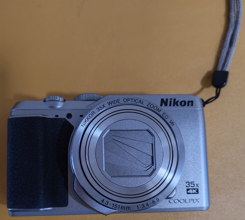 Nikon Coolpix A900 compacte zoom camera 20 megapixel 35x !!!, Kantelbaar/draaibaar scherm, Ophalen of Verzenden, Compactcamera