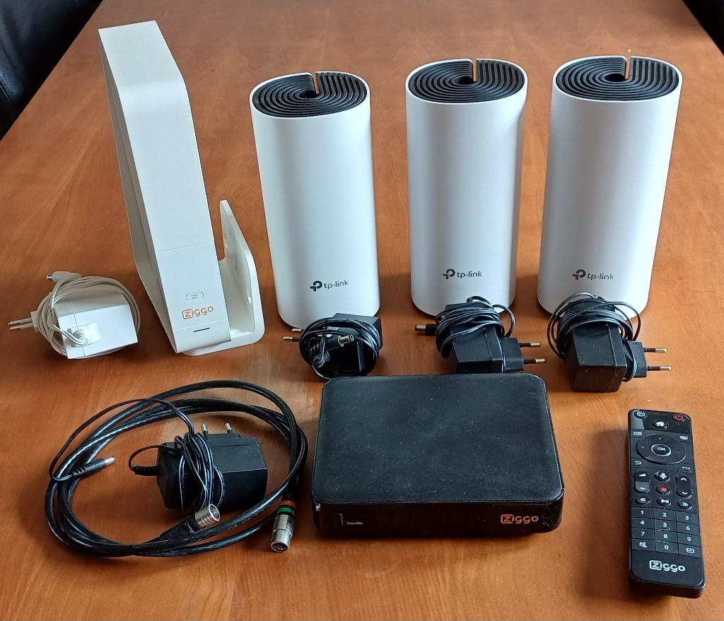Ziggo Router + TP-Link + TV ontvanger, Audio, Tv en Foto, Ophalen, Zo goed als nieuw