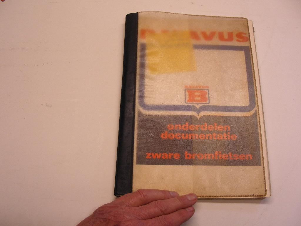 BATAVUS DOCUMENTATIE ZWARE BROMFIETSEN, Ophalen of Verzenden, Gebruikt
