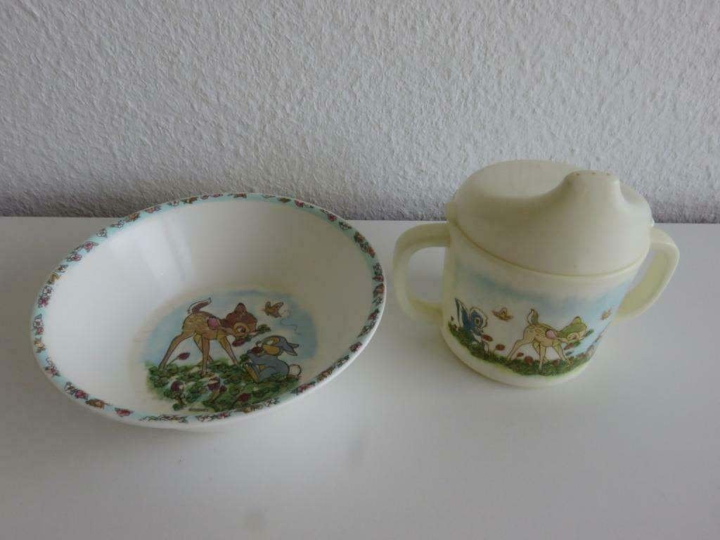 Melamine Disney Bambi ontbijtsetje van kommetje en tuitbeker, Kunststof, Overige typen, Ophalen of Verzenden, Zo goed als nieuw