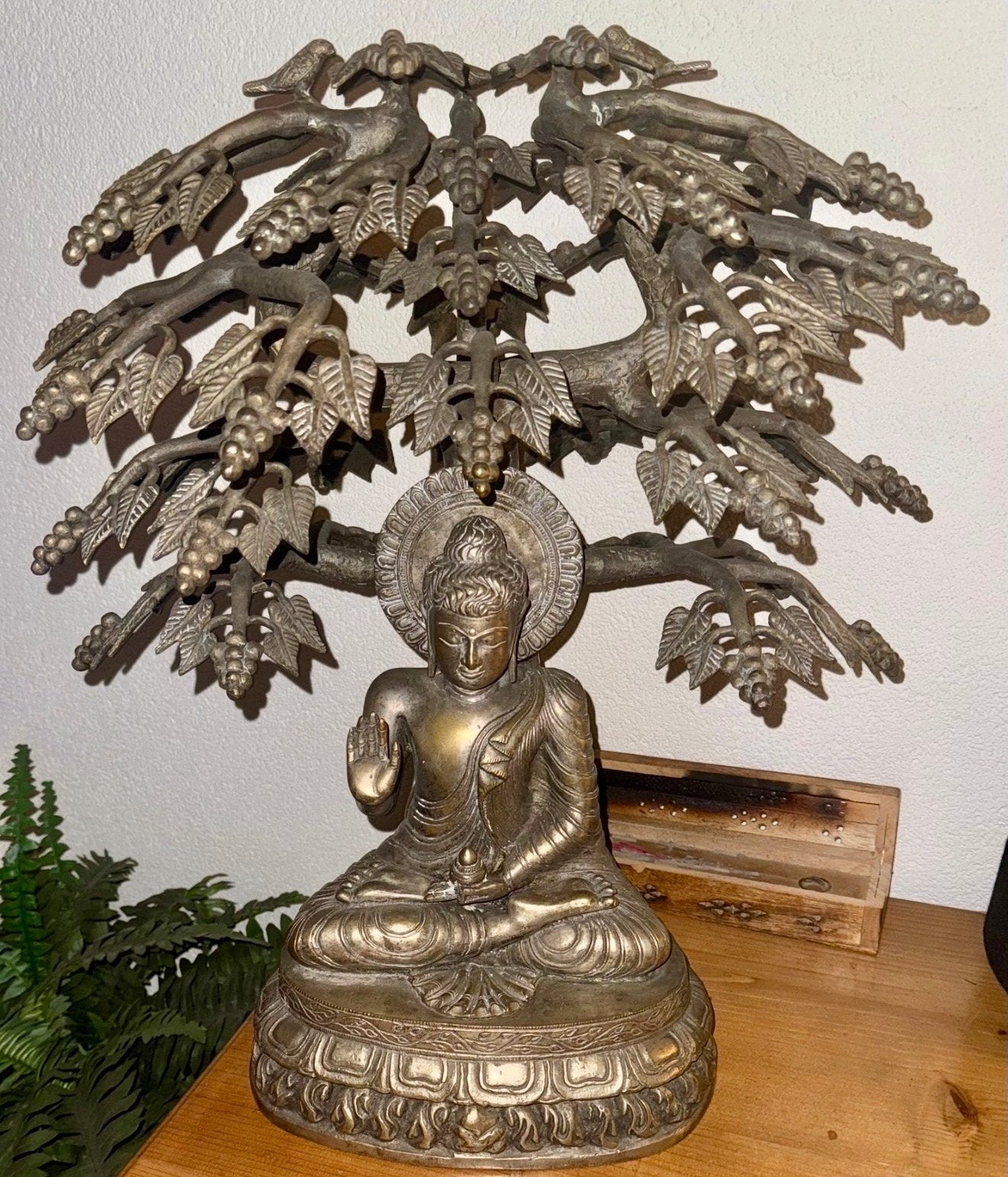 Verzilverd Bronzen Boeddhabeeld onder Bodhiboom, Ophalen, Zilver, Handgemaakt, Metaal