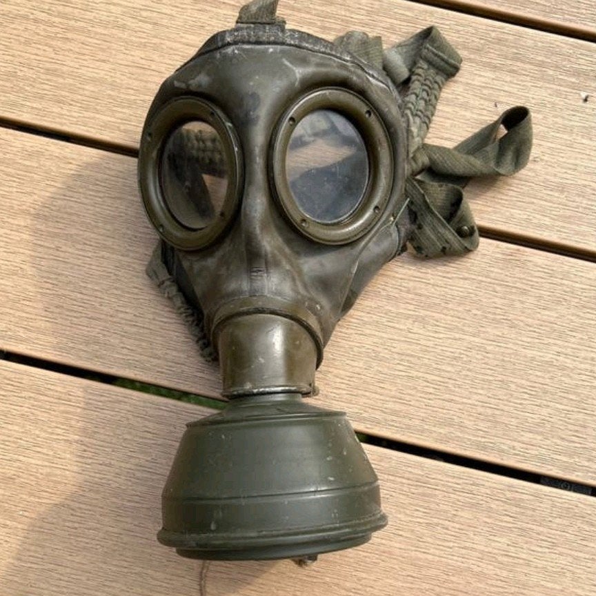 Vergoeding gasmasker, Antiek en Kunst, Ophalen, Koper of Brons