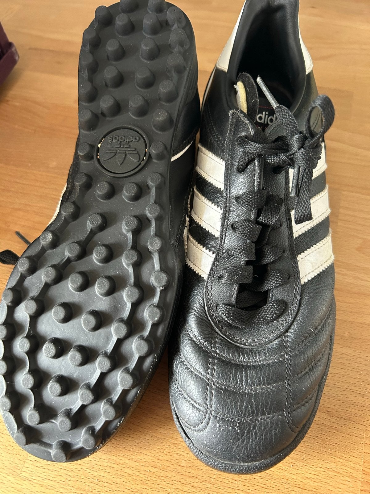 Adidas Kaiser 5 voetbalschoenen - Maat 40 2/3, Ophalen of Verzenden, Gebruikt, Schoenen