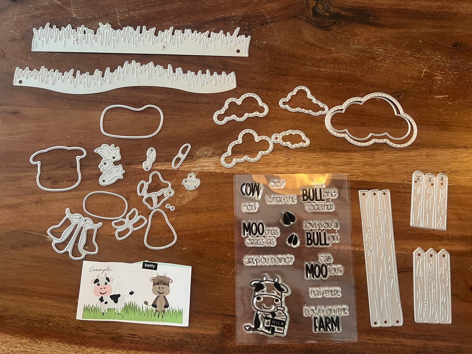 Studio Light Snijmallen en Stempels - Koe Betty+accessoires, Zilver, Dieren, Zo goed als nieuw, Herbruikbaar