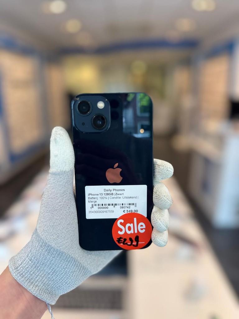 Zo goed als nieuw Apple iPhone 13 128GB, Ophalen of Verzenden