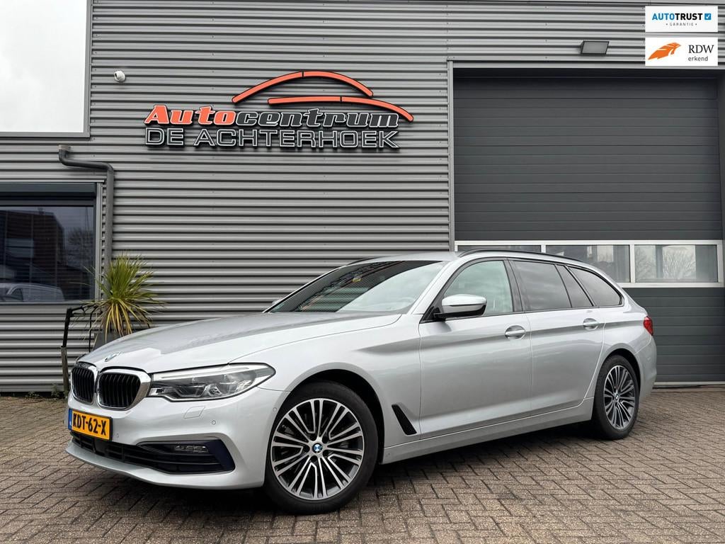 BMW 5-serie Touring 520d xDrive High Executive LED / Adaptiv, Auto's, BMW, 1780 kg, Stof, 2000 kg, Vierwielaandrijving