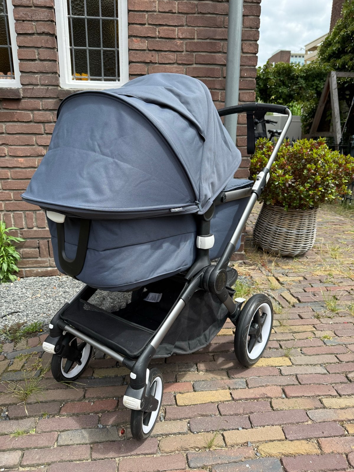 Bugaboo Fox 3 donkerblauw met meerijdplankje en regenhoes, Ophalen, Bugaboo, Verstelbare duwstang, Zo goed als nieuw