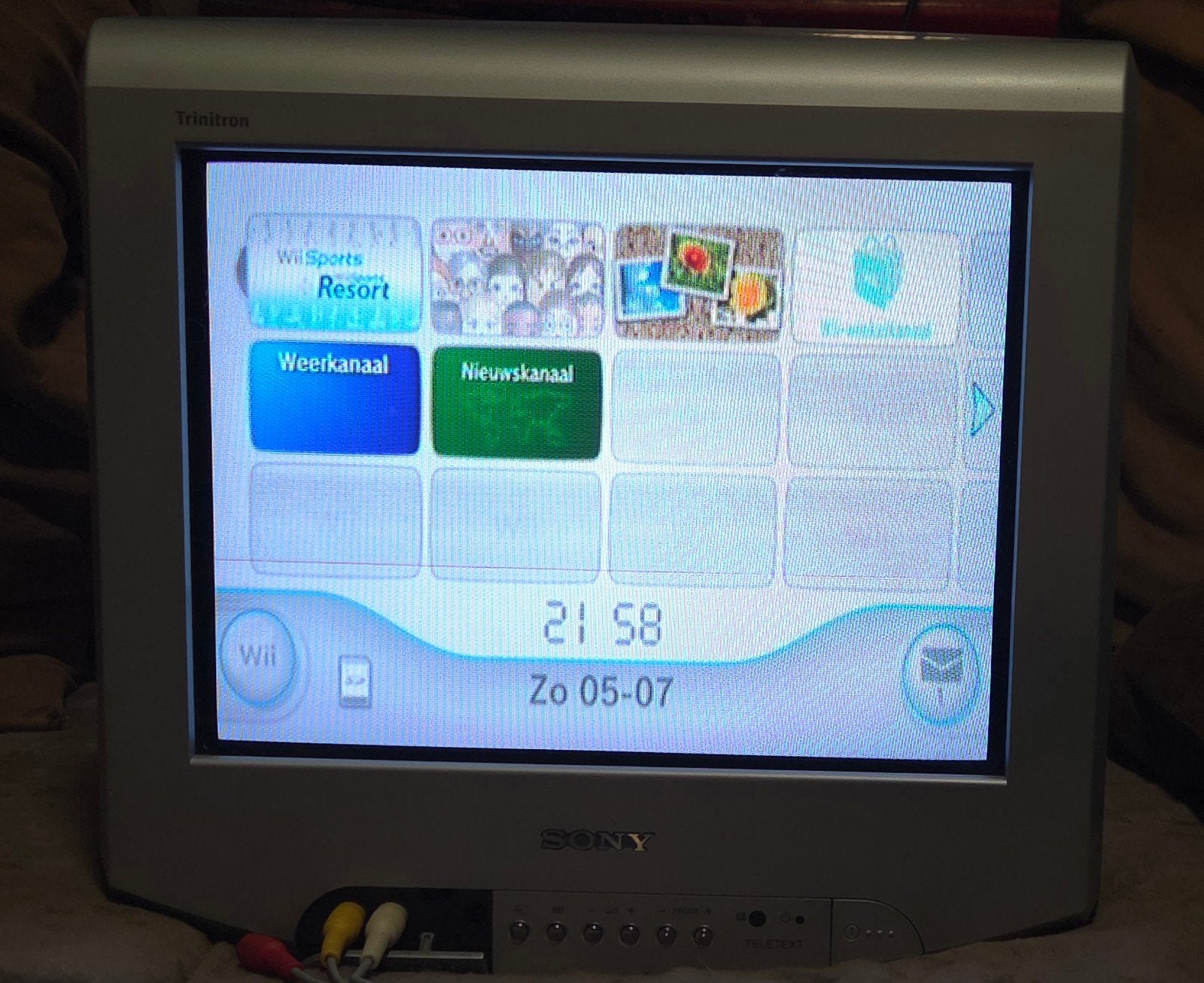Sony Trinitron CRT TV KV-14LT1B, Ophalen, Zo goed als nieuw, Sony