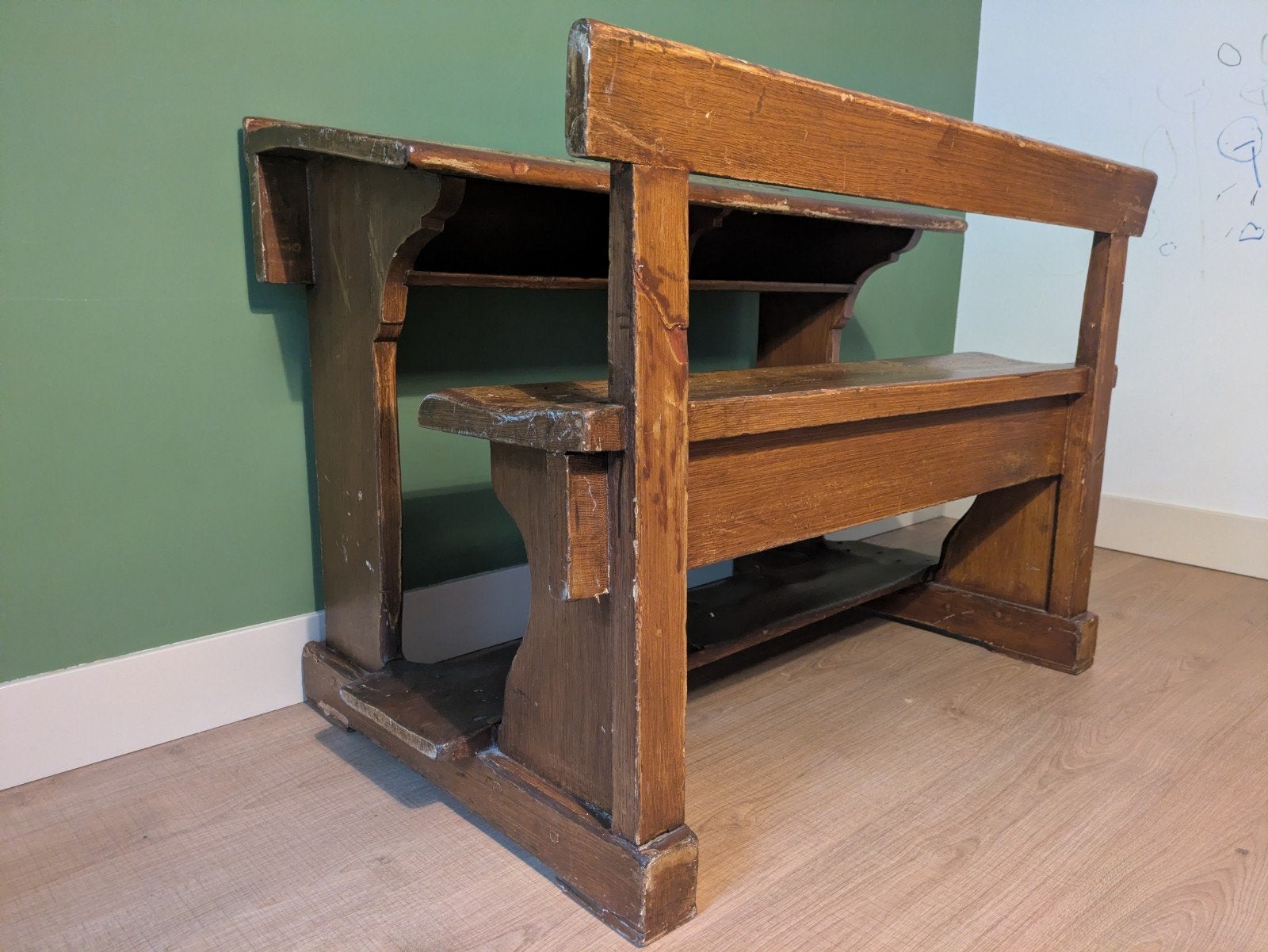 Vintage houten schoolbankje, Ophalen