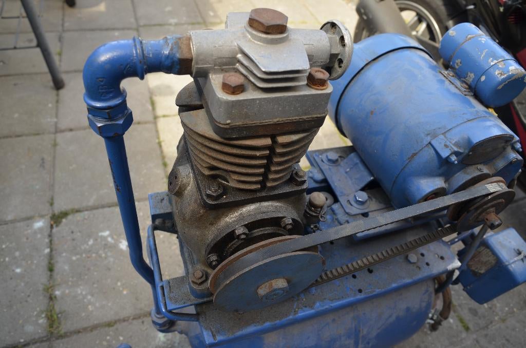 Compressorset uit 1955 – Graubremse + Elnor + Danfoss, Ophalen