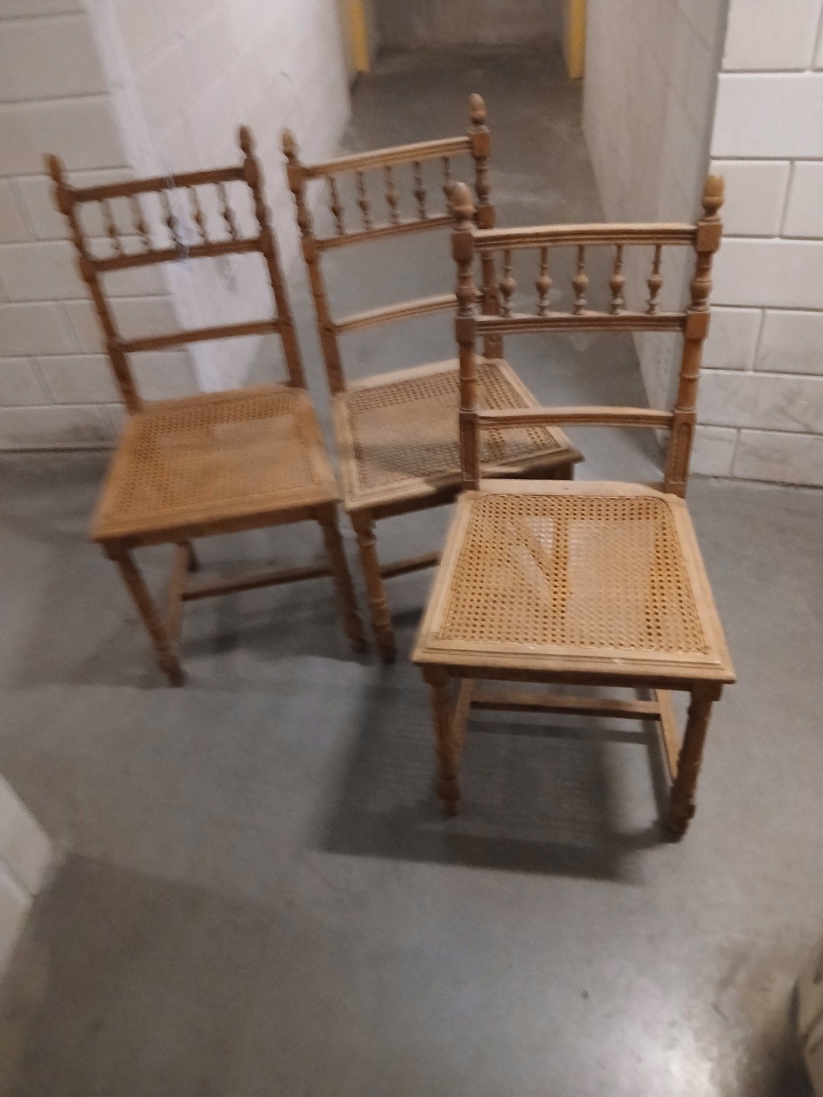 Antieke houten eiken 4 stoelen met riet zitting(set van 4), Ophalen