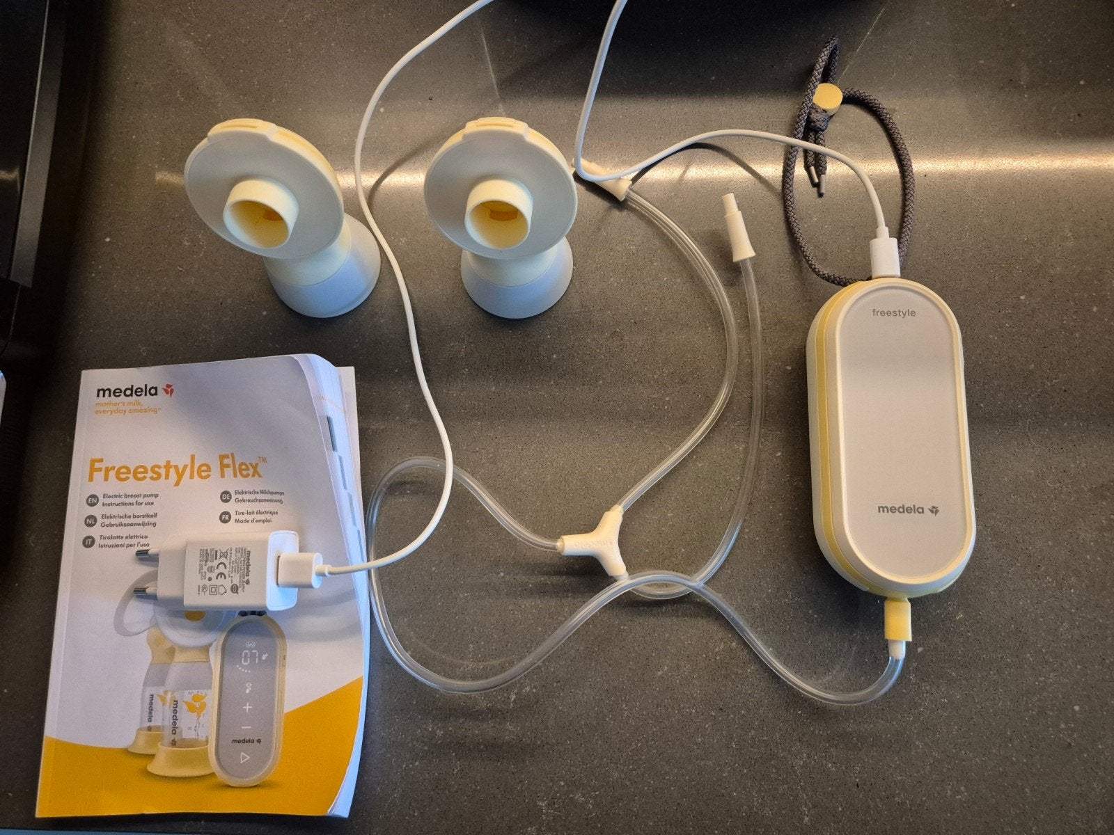 Medela Freestyle Flex Dubbele Elektrische Borstkolf, Kinderen en Baby's, Medela, Draagbaar, Borstkolf, Ophalen of Verzenden