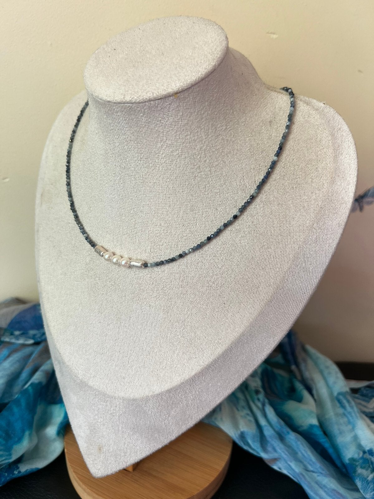 Saffier blue jeans Akoya zoutwater parel wijsheid uniek, Sieraden, Tassen en Uiterlijk, Kettingen, Blauw, Magnolia11, Nieuw, Ophalen of Verzenden