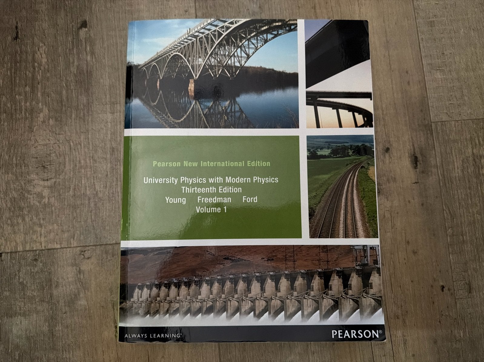 University Physics with Modern Physics Volume 1, Ophalen of Verzenden, Beta, Zo goed als nieuw, WO
