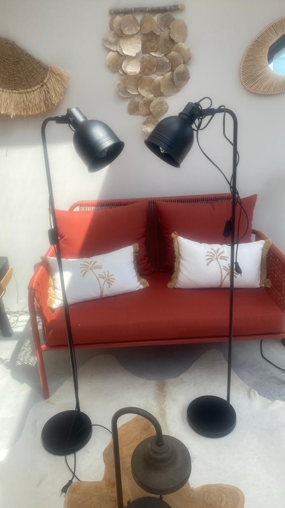 Staande lamp zwart, Huis en Inrichting, Ophalen, Zo goed als nieuw