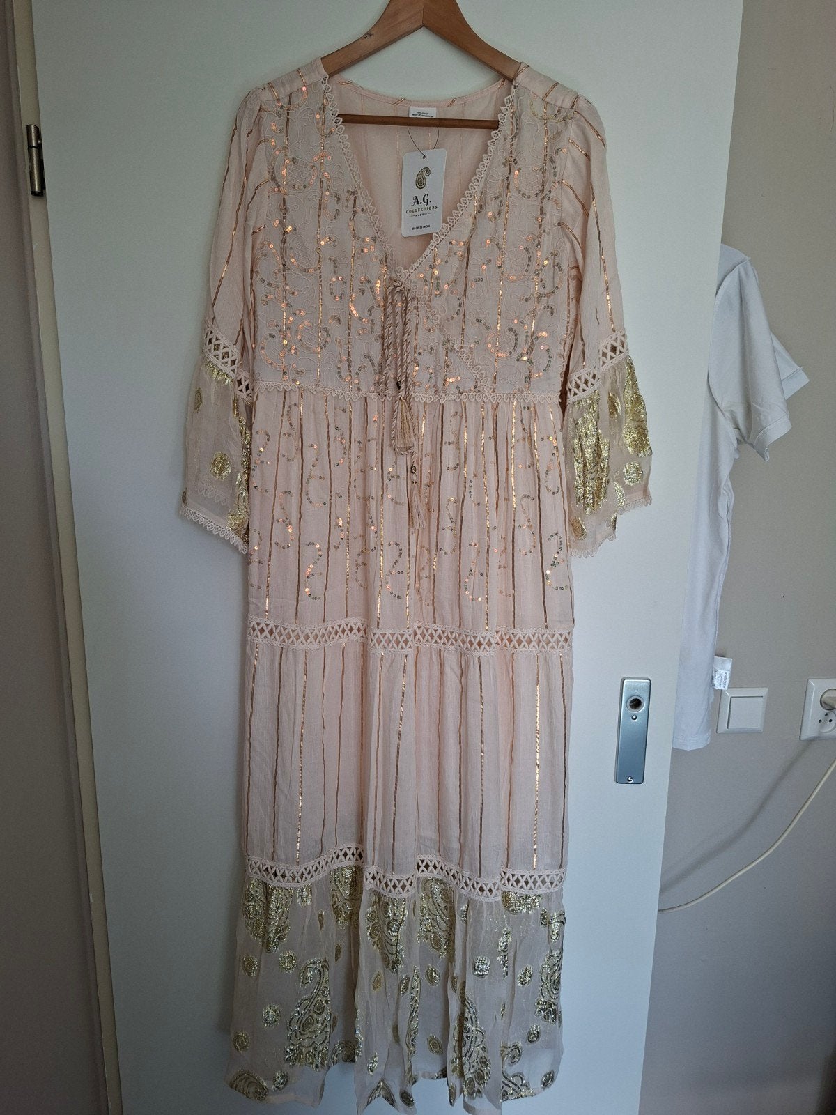Nieuwe prachtige bling bling Ibiza boho jurk One Size, Maat 38/40 (M), Nieuw, Ophalen of Verzenden, Roze