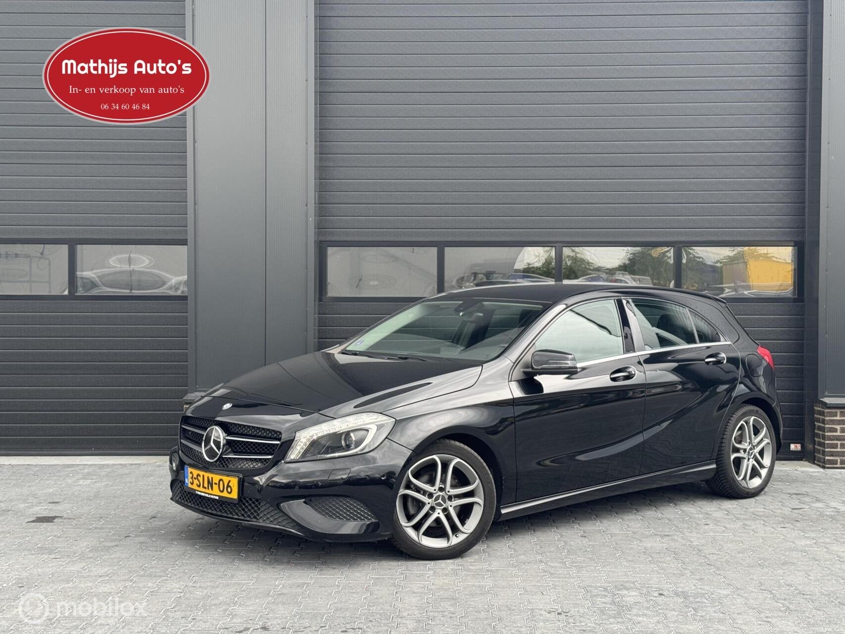 Mercedes A-klasse 180 Edition Navigatie Goed onderhouden net, Voorwielaandrijving, 4 cilinders, Electronic Stability Program (ESP)