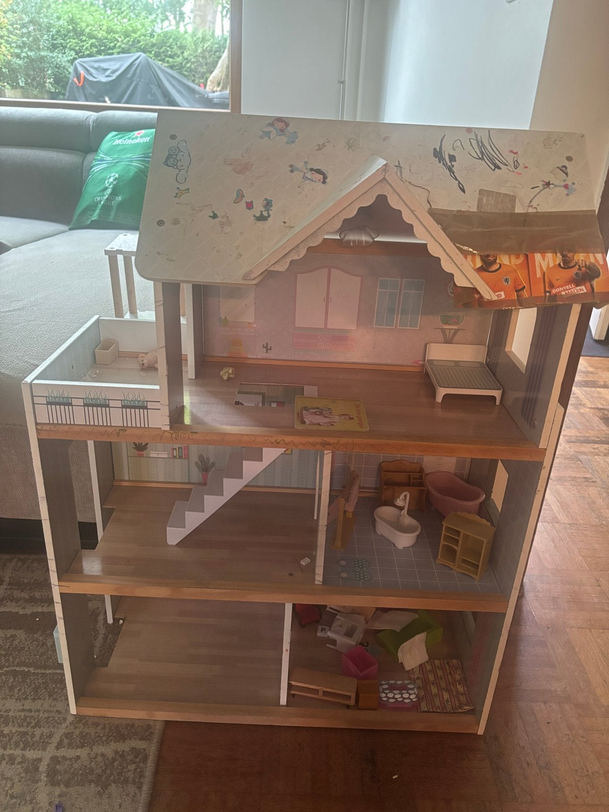 Gebruikt Poppenhuis met Meubels, Ophalen, Gebruikt, Poppenhuis
