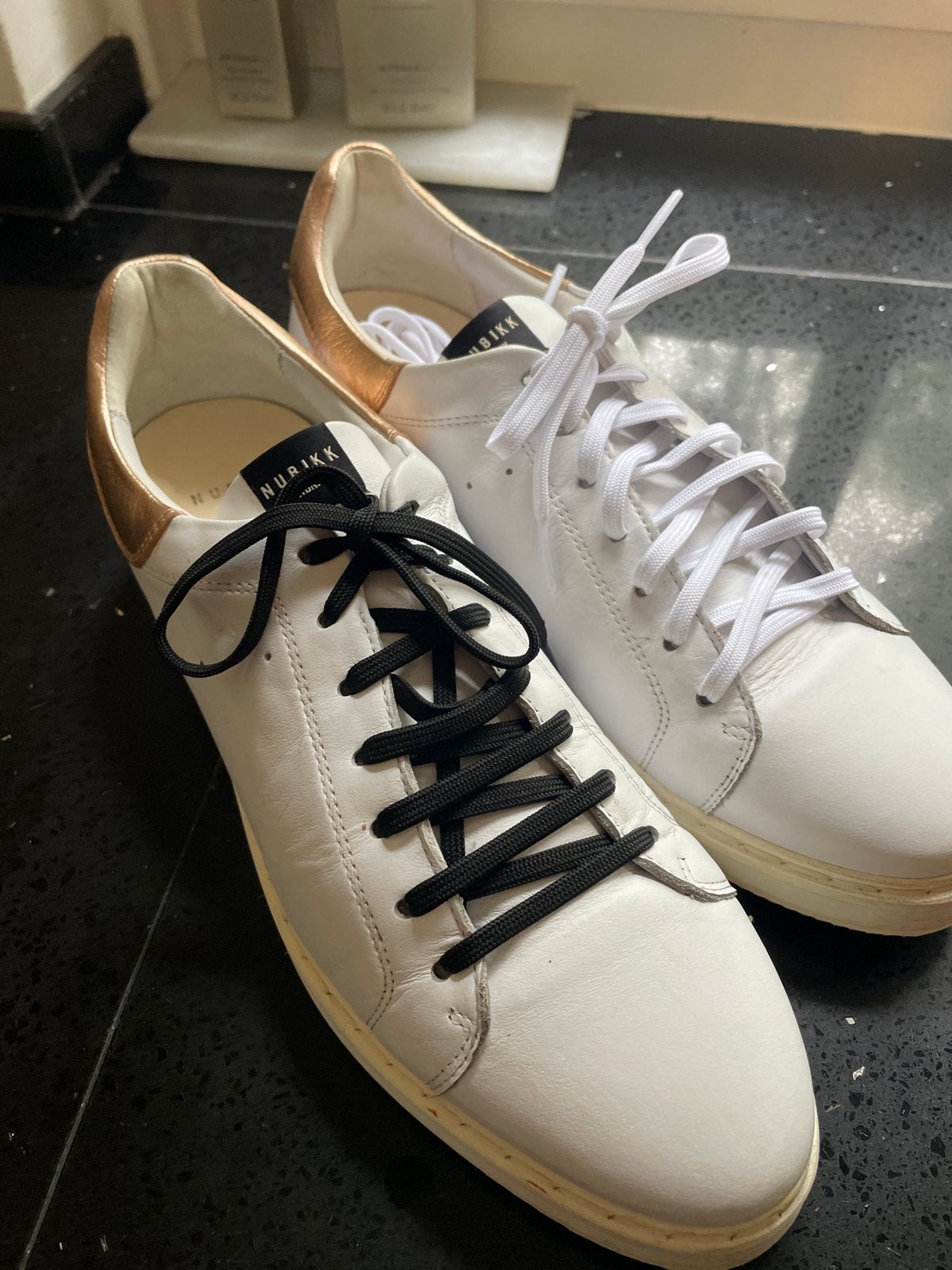 Nubikk sneakers wit met goud, maat 42, Ophalen of Verzenden, Gedragen, Wit, Sneakers of Gympen