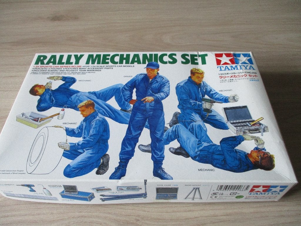 Tamiya rally mechanics set, Auto, Groter dan 1:32, Ophalen of Verzenden, Zo goed als nieuw