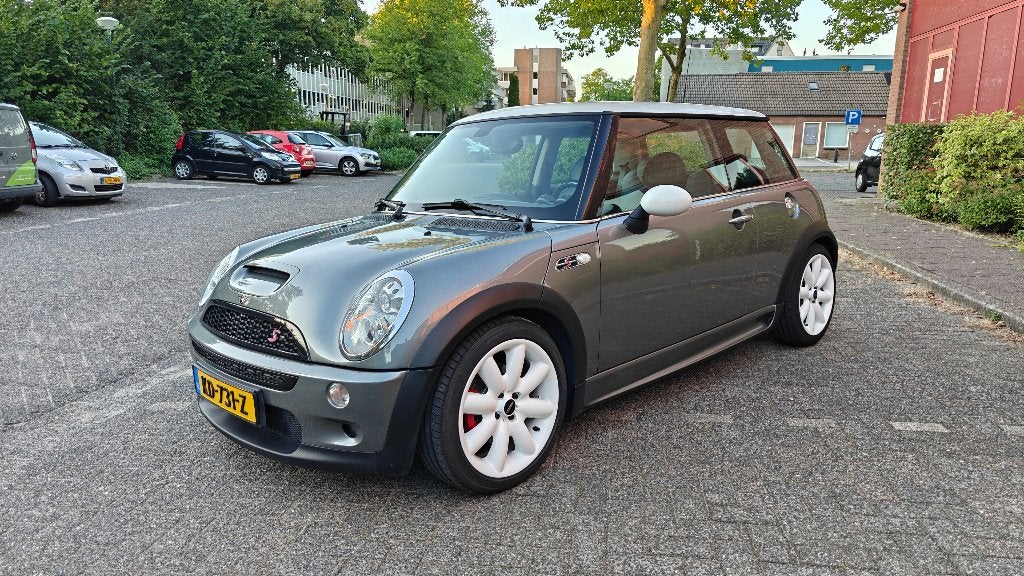Mini Cooper S 2005 | 213.000km | APK 08-2027, Voorwielaandrijving, 4 cilinders, 4 stoelen, Leder