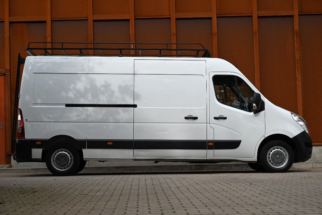 Renault Master T35 2.3 dCi L4H3 (14m3) imperiaal/ladder Navi, Auto's, Voorwielaandrijving, Euro 5, Stof, Zwart