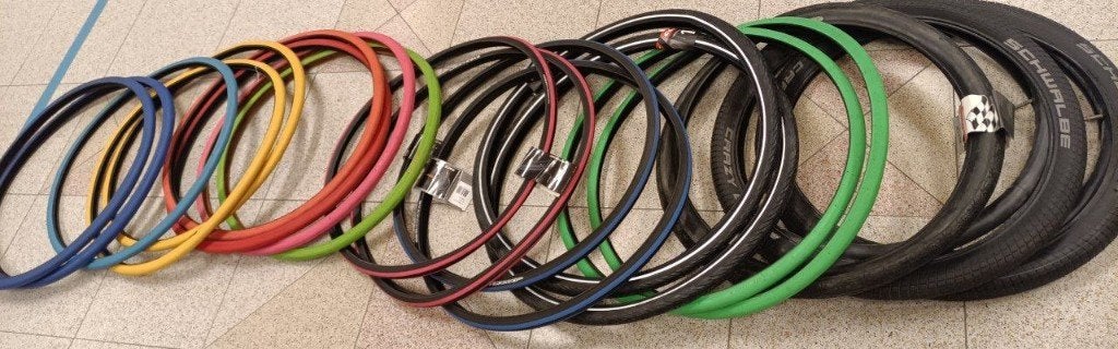 Fietsbanden Schwalbe CST Innova Electra per stuk of paar, Schwalbe: Ralf Bohle GmbH; CST: Cheng Shin Holland BV (EU-contact); Electra: Bikeurope BV (EU-contact); Innova: Innova Rubber Co., Ltd. (EU-contact niet bevestigd)