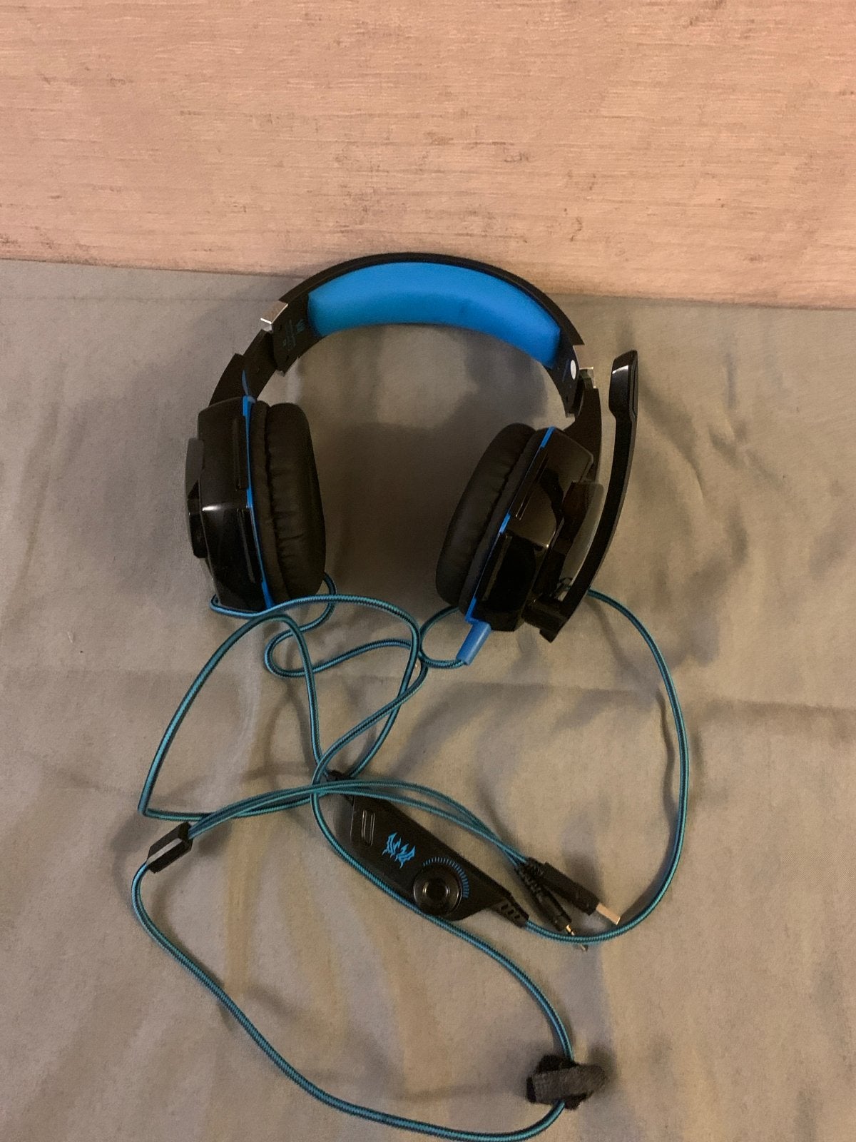 KOTION EACH G2000 Gaming Headset - Zwart/Blauw, Overige merken, Ophalen of Verzenden, Microfoon, Zwart