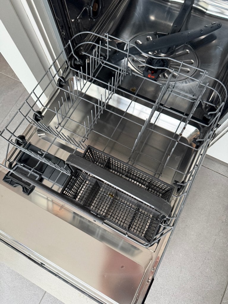 AEG FSB53607Z Inbouw Vaatwasser - Volledig Geïntegreerd, Ophalen, Gebruikt, 60 cm of meer, Minder dan 10 liter