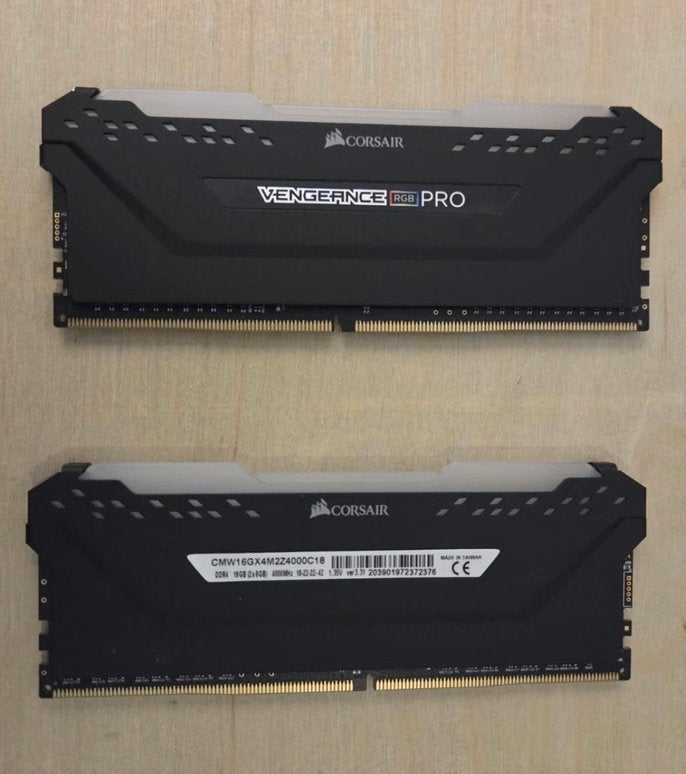 corsair vengeance pro rgb 2x8 16GB 4000mhz, Computers en Software, DDR4, Ophalen of Verzenden, Zo goed als nieuw, Desktop