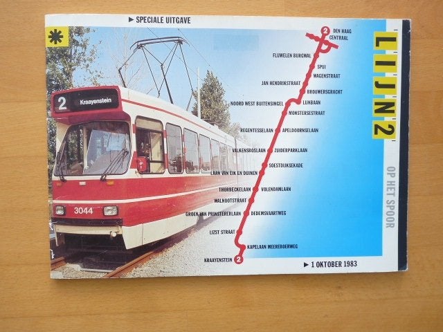 Lijn 2 op het spoor,1 oktober 1983, Ophalen of Verzenden, Zo goed als nieuw, Trein, Boek of Tijdschrift