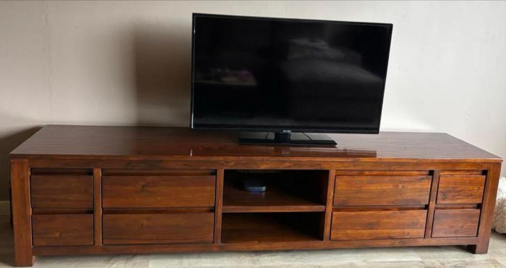 Mooi en stevig tv-meubel van massief hout, Ophalen, Zo goed als nieuw, 200 cm of meer, Minder dan 100 cm