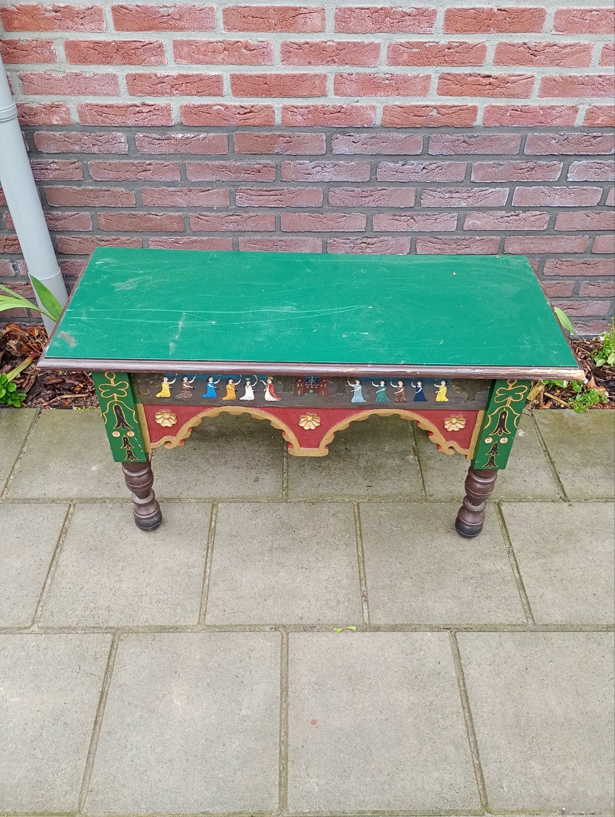Hindeloop geverfde sidetable en dienblad, Ophalen