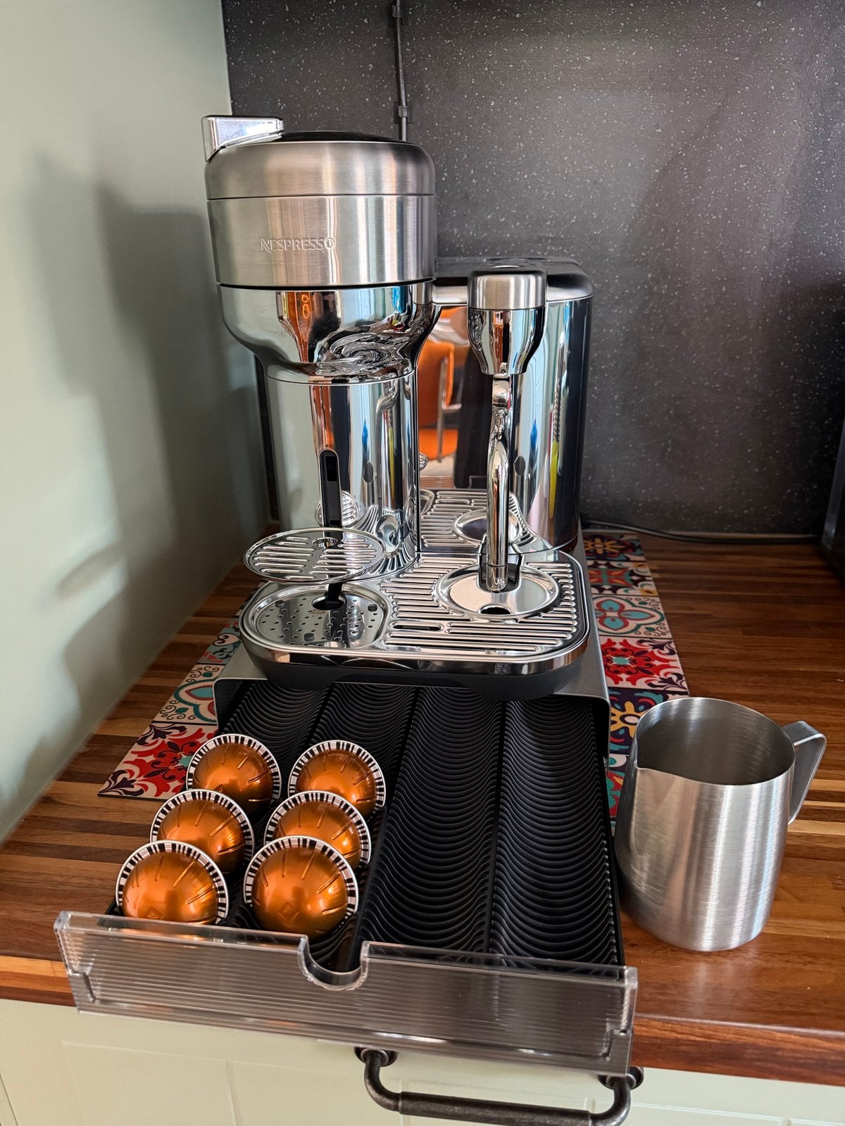 Nespresso Vertuo Creatista RVS - 1,5 week oud bon, garantie, Witgoed en Apparatuur, Koffiezetapparaten, Stoompijpje, Koffiepads en cups