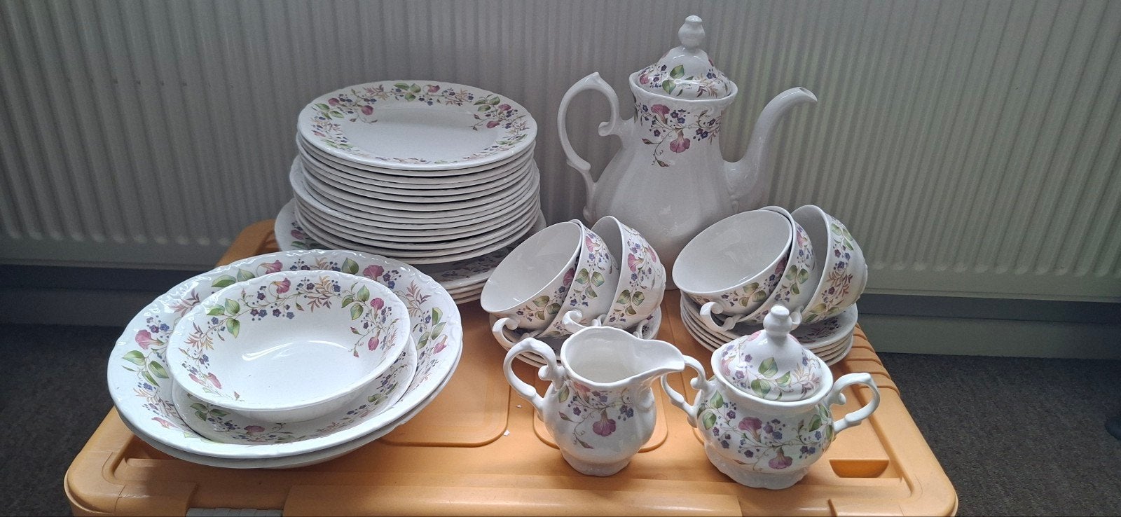 Pontesa Servies - Compleet Servies met Bloemenpatroon, Ophalen, Gebruikt, Overige merken, Vintage