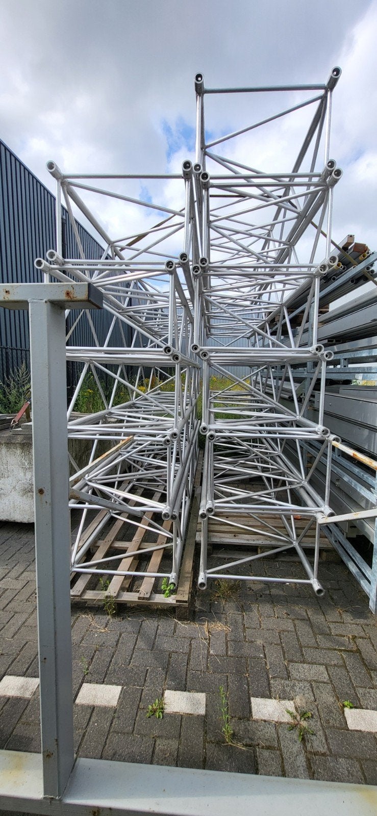 Truss 50x80cm, Ophalen