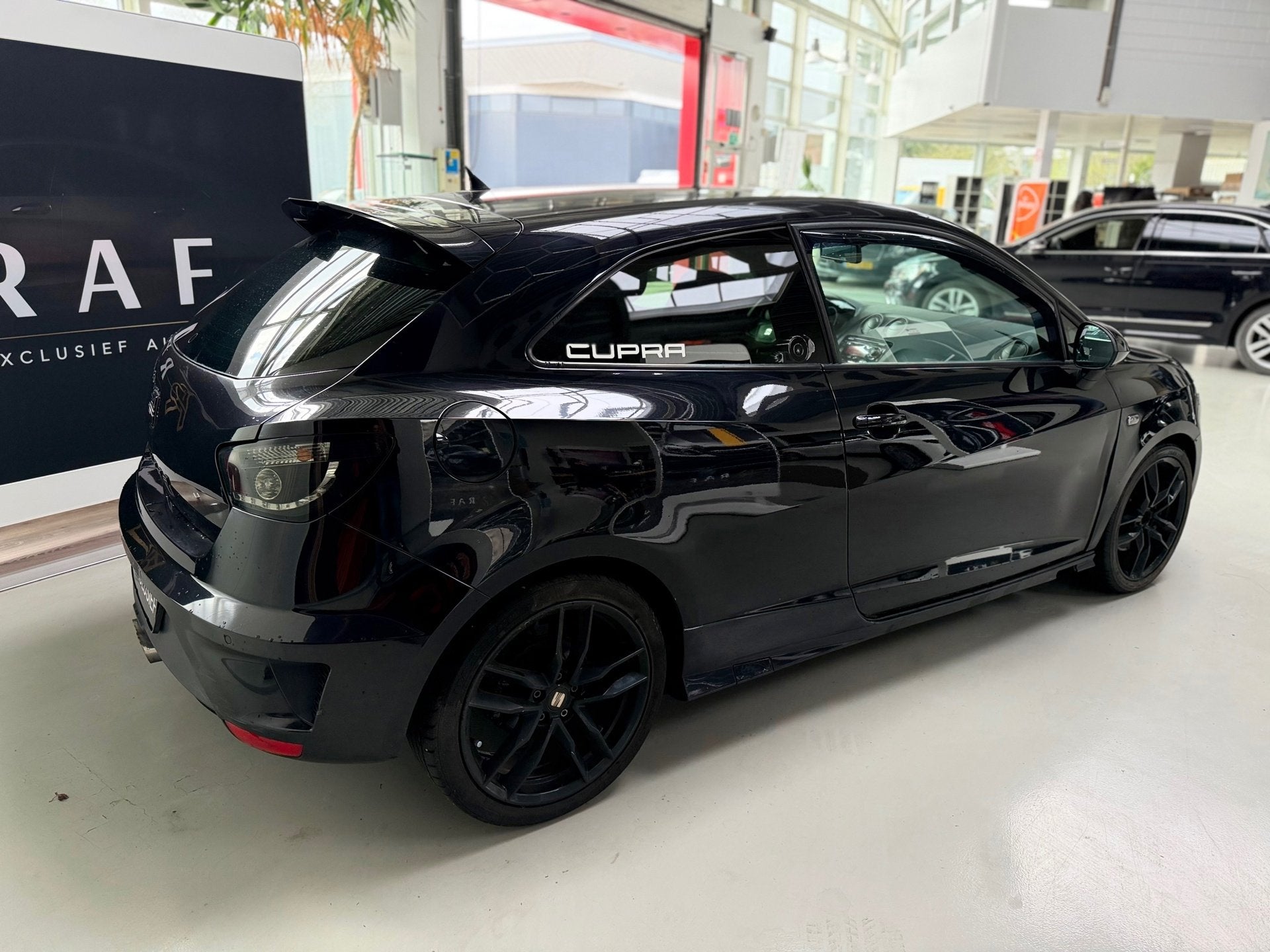Seat Ibiza SC 1.4 TSI Cupra Bocanegra, Auto's, Euro 5, Stof, Gebruikt, 4 cilinders