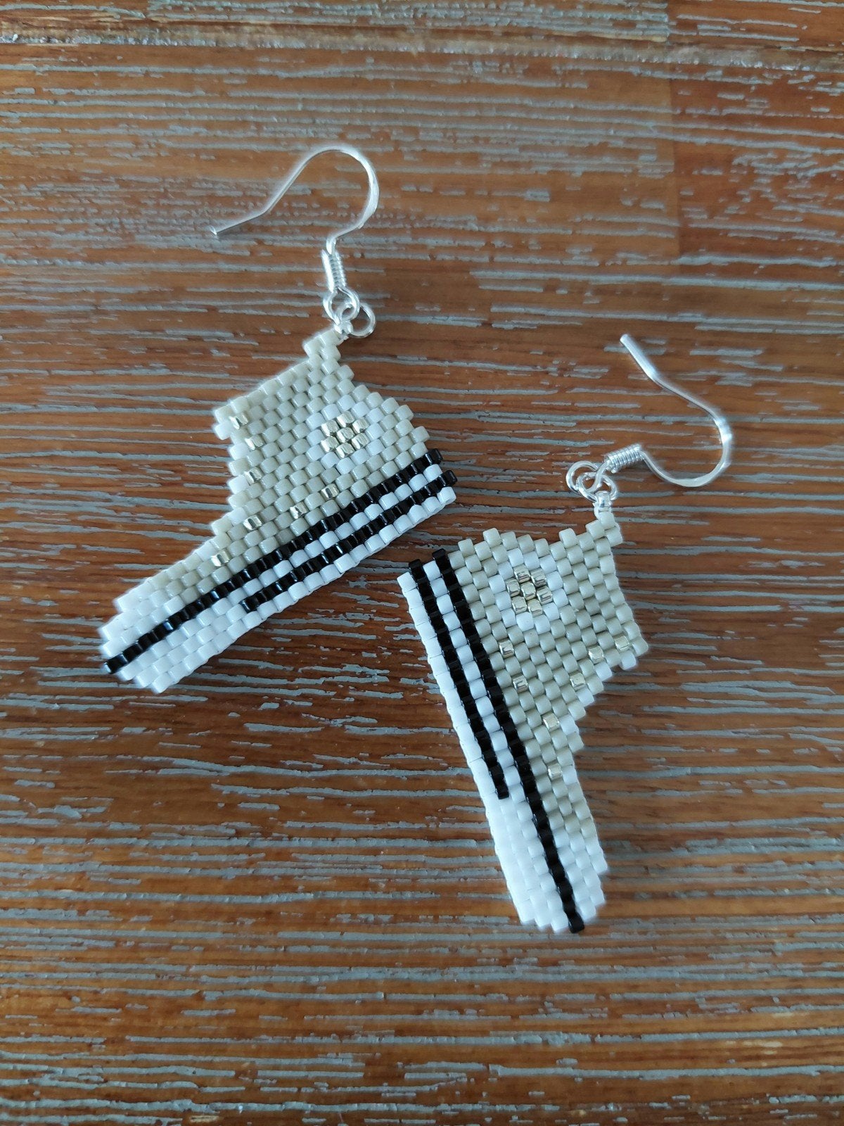 Oorbellen 'Allstars', Overige materialen, Hangers, Beige, Nieuw